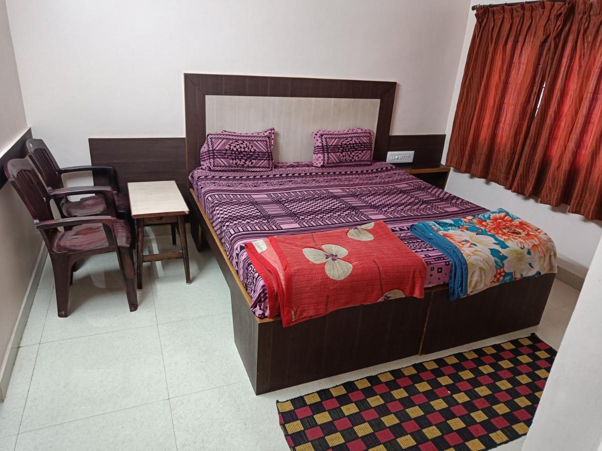 Sri Vishnu Krupa Lodging Belur  Esterno foto