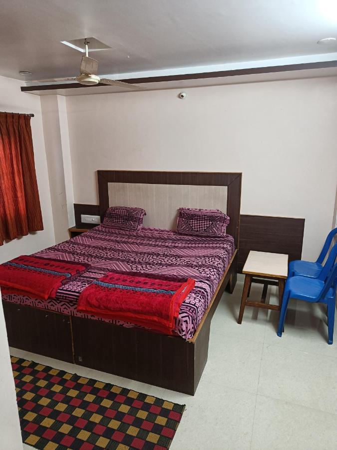 Sri Vishnu Krupa Lodging Belur  Esterno foto